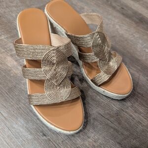Elegant Woven Strap Sandals